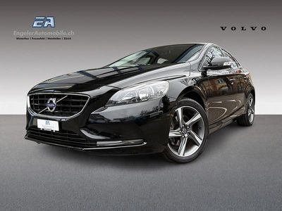 Gebraucht Volvo V40 Basis 120 PS (88 kW) 2015 Schwarz Kombi