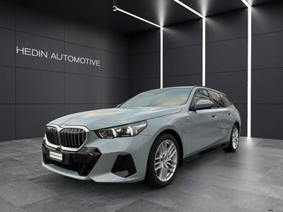 Gebraucht BMW 530e M Sport 299 PS (219 kW) 2025 Grau Kombi
