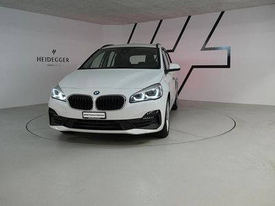 Gebraucht BMW 218 Gran Tourer Sport Line 150 PS (110 kW) 2023 Weiss Van / Kleinbus