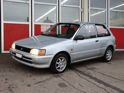 gebraucht Toyota Starlet 1.3 XLi Jeans