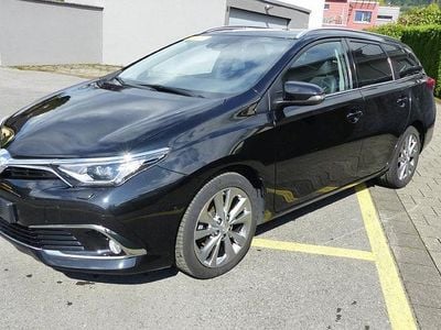 Gebraucht 2018 Toyota Auris Touring Sports Premium Kombi | CHF 14’500 (Fairer Preis)