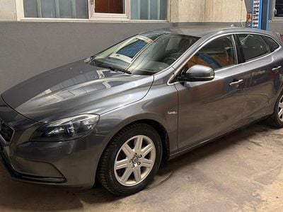 Gebraucht 2013 Volvo V40 Summum | CHF 9’299 (Guter Preis)