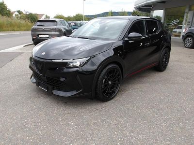 Neu Alfa Romeo Junior Edizione Speciale 136 PS (100 kW) 2025 SUV