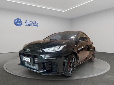 Schwarz Gebraucht 2024 Toyota Yaris Sport Limousine | CHF 51’500