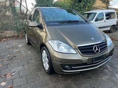 Gebraucht Mercedes A160 Avantgarde 95 PS (69 kW) 2011