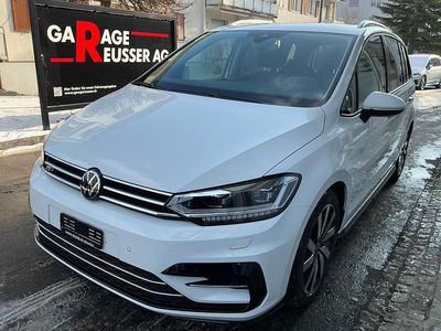 Weiss Gebraucht 2024 VW Touran R-line Van / Kleinbus | CHF 32’700 (Fairer Preis)