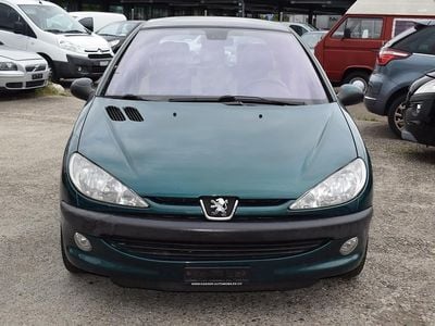 Gebraucht 2001 Peugeot 206 Roland Garros | CHF 2’999 (Etwas zu teuer)