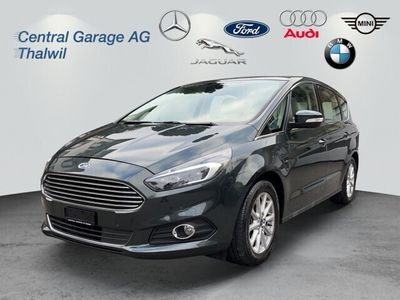 Grün Gebraucht 2016 Ford S-MAX Titanium Van / Kleinbus | CHF 22’500