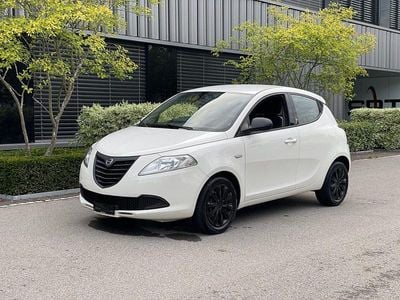 Gebraucht Lancia Ypsilon 85 PS (62 kW) 2015 Kleinwagen