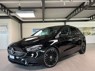 Schwarz Neu 2025 Mercedes 250 AMG line Limousine | CHF 59’990