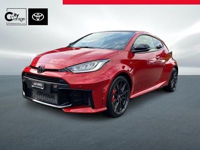 Rot Gebraucht 2024 Toyota Yaris Sport Limousine | CHF 45’950