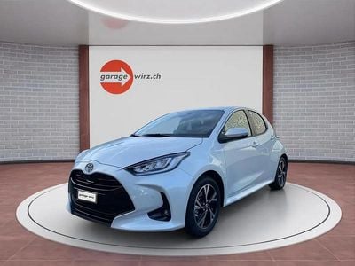 Weiss Neu 2025 Toyota Yaris Hybrid Trend | CHF 29’930 (Guter Preis)