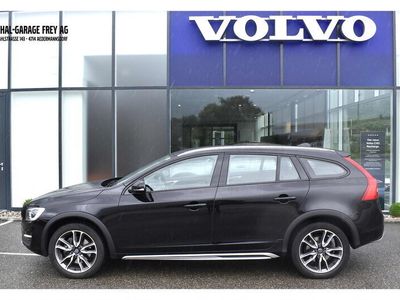 gebraucht Volvo V60 CC 2.4 D4 Executive AWD S/S