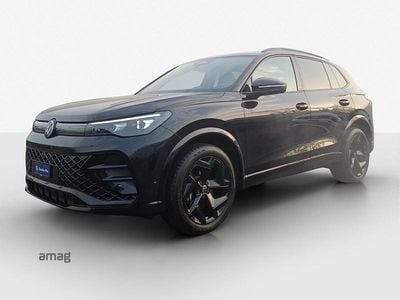 Gebraucht VW Tiguan R-line 193 PS (141 kW) 2024 Deepblack perleffekt SUV