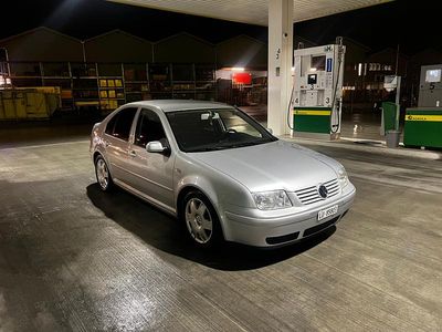 Gebraucht VW Bora Highline 170 PS (125 kW) 2002