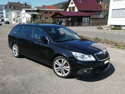 gebraucht Skoda Octavia Combi 2.0 TDI RS