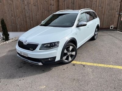 Gebraucht 2016 Skoda Octavia Scout 4x4 Kombi | CHF 12’800 (Fairer Preis)