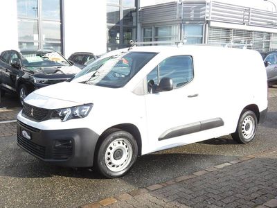 Gebraucht 2021 Peugeot Partner Premium Van / Kleinbus | CHF 17’900 (Etwas zu teuer)