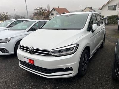 Gebraucht 2023 VW Touran Comfortline Van / Kleinbus | CHF 36’500 (Teuer)