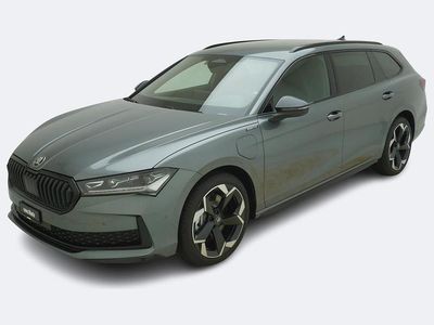 Weiss Neu 2025 Skoda Superb SportLine Kombi | CHF 47’920 (Fairer Preis)