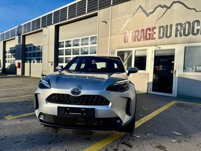 Grau Gebraucht 2022 Toyota Yaris Cross Trend SUV | CHF 25’900 (Teuer)