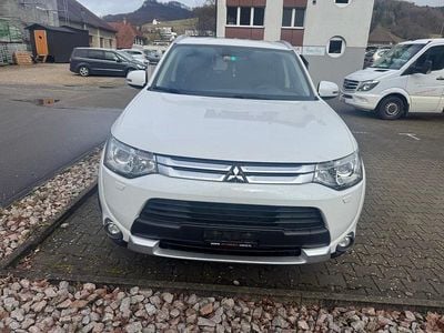 Gebraucht Mitsubishi Outlander 150 PS (110 kW) 2015 SUV