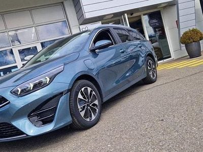 Gebraucht 2024 Kia Ceed Sportswagon Style Kombi | CHF 29’900 (Fairer Preis)