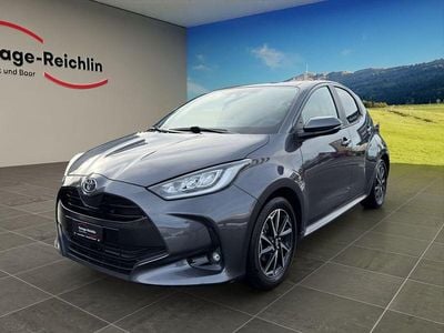 Anthrazit Gebraucht 2023 Toyota Yaris Trend Limousine | CHF 21’500