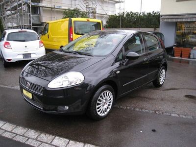 gebraucht Fiat Punto 1.4 Dynamic