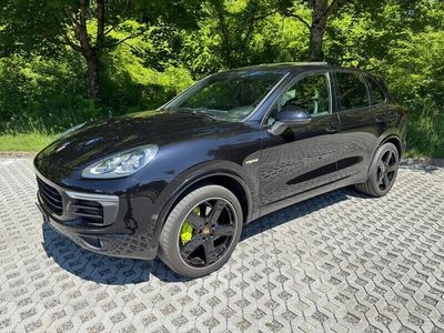 Gebraucht 2015 Porsche Cayenne S E-Hybrid SUV | CHF 51’800