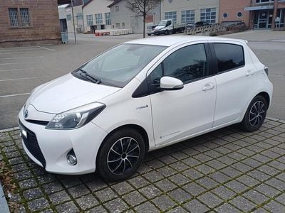 Gebraucht 2013 Toyota Yaris Hybrid Premium | CHF 9’500 (Fairer Preis)