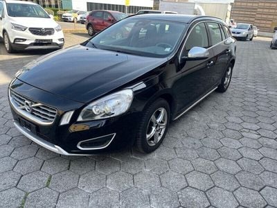 Gebraucht 2013 Volvo V60 Kinetic Kombi | CHF 4’999