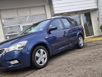 Gebraucht Kia ProCeed Turbo 125 PS (91 kW) 2010 Blau Kombi