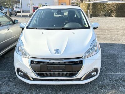 Gebraucht 2019 Peugeot 208 Allure Kleinwagen | CHF 12’800 (Etwas zu teuer)