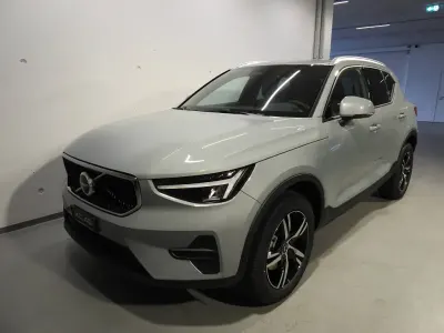 Neu (2026) Volvo XC40 Core 177 PS | Etwas zu teuer