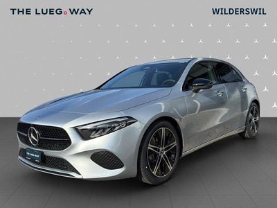 Gebraucht Mercedes A200 AMG line 177 PS (130 kW) 2025 Silber Limousine