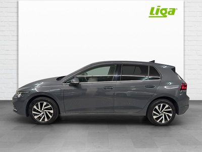 Gebraucht 2021 VW Golf VIII Style Limousine | CHF 24’300 (Fairer Preis)