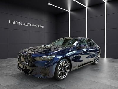 Gebraucht BMW 550e Comfort Edition 489 PS (359 kW) 2025 Blau Limousine