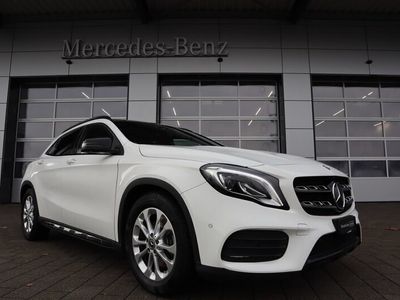 gebraucht Mercedes GLA220 AMG Line 4Matic 7G-DCT