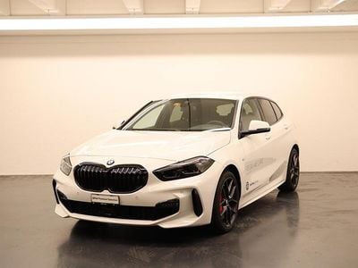 Weiss Gebraucht 2023 BMW 120 Comfort Edition Kleinwagen | CHF 49’900