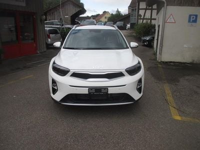 Neu Kia Stonic 100 PS (73 kW) 2025 Weiss SUV