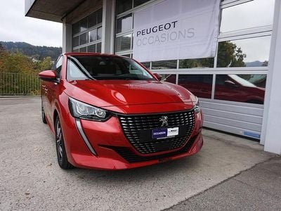 Rot Gebraucht 2021 Peugeot 208 Allure Kleinwagen | CHF 14’950 (Fairer Preis)
