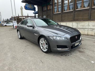 Gebraucht Jaguar XF Prestige 180 PS (132 kW) 2016