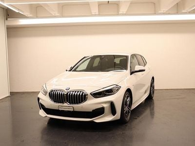 Weiss Gebraucht 2023 BMW 120 M Sport Kleinwagen | CHF 34’900 (Etwas zu teuer)