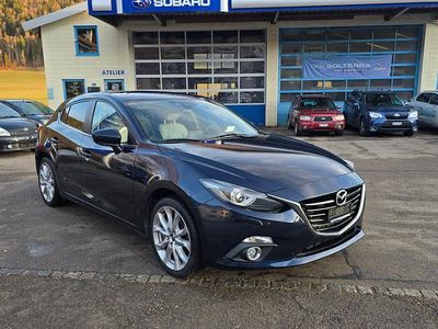 Blau Gebraucht 2014 Mazda 3 Limousine | CHF 14’500