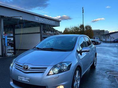 Gebraucht Toyota Auris Premium 177 PS (130 kW) 2011 Kleinwagen