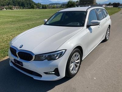Gebraucht 2020 BMW 320 Advantage Kombi | CHF 24’980 (Fairer Preis)