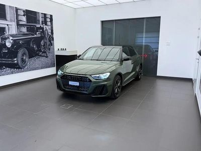 Grün Neu 2025 Audi A1 Sportback S-Line Kleinwagen | CHF 44’450 (Teuer)