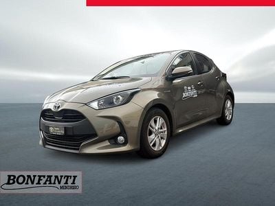 Beige Gebraucht 2021 Toyota Yaris Hybrid Trend Limousine | CHF 16’900 (Fairer Preis)
