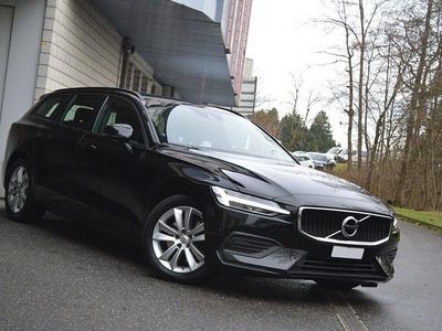 Gebraucht 2021 Volvo V60 Momentum Kombi | CHF 23’800 (Guter Preis)